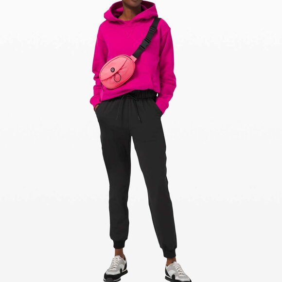 NEW Lululemon Keep Moving Jogger Pant in Black size 4 - Picture 1 of 9